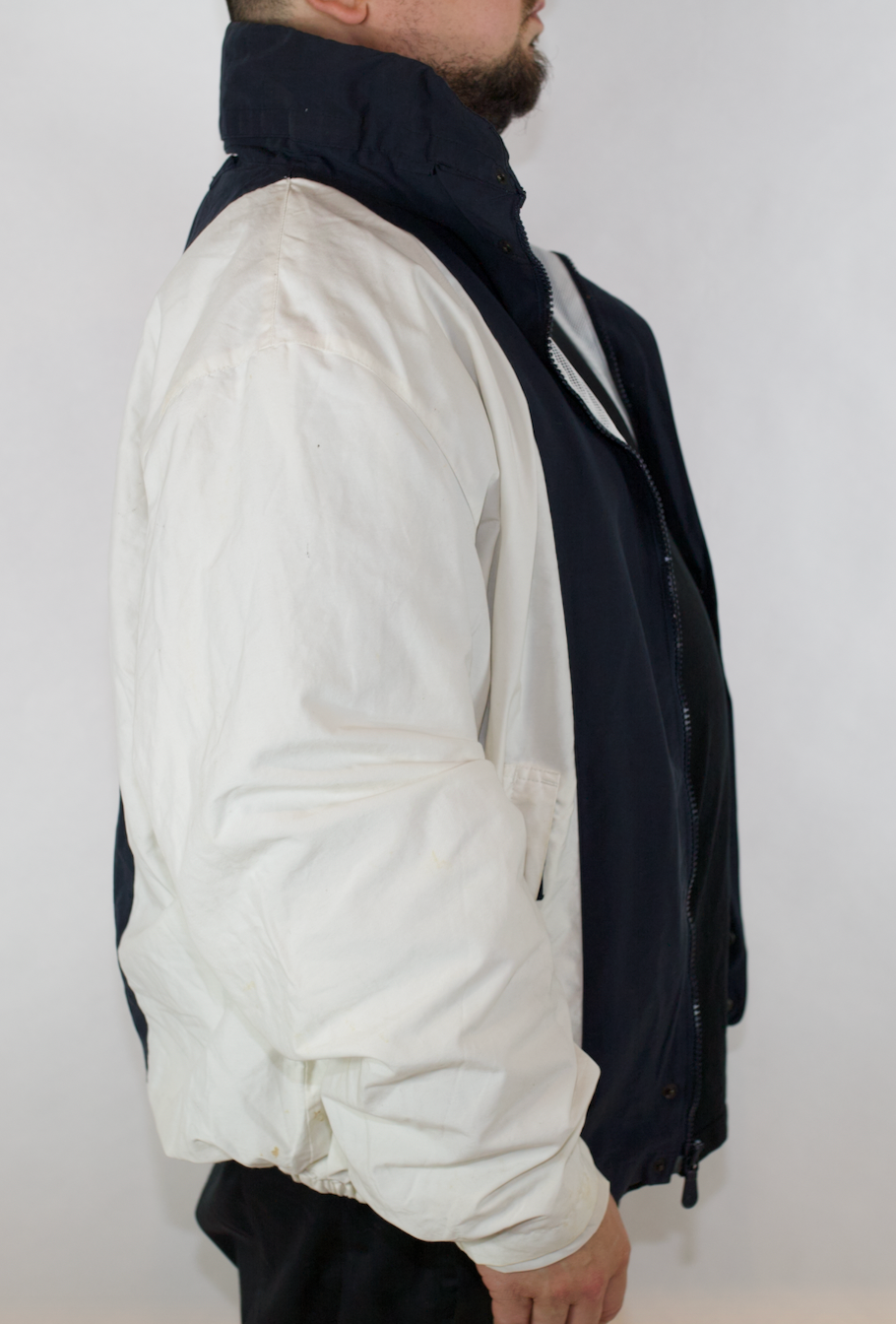 VINTAGE NAUTICA NAVY RED WHITE SPRAY JACKET (XXL FITS XL-XXL)