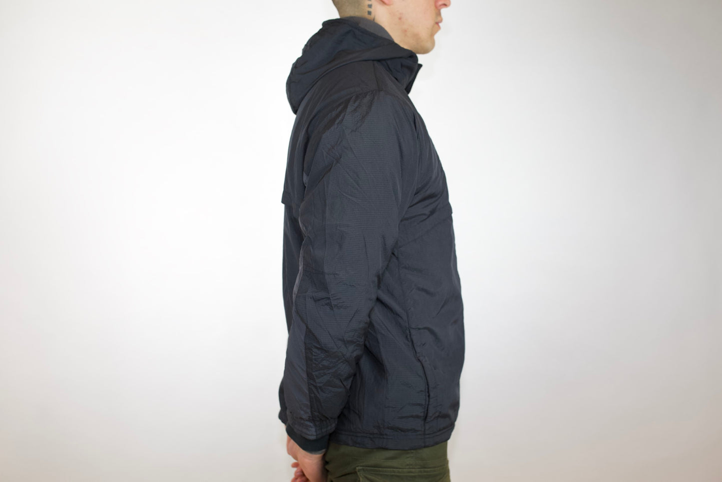 VINTAGE NIKE  SPORTSWEAR  RIPSTOP BLACK BOMBER AGE: 13-15 (XL)