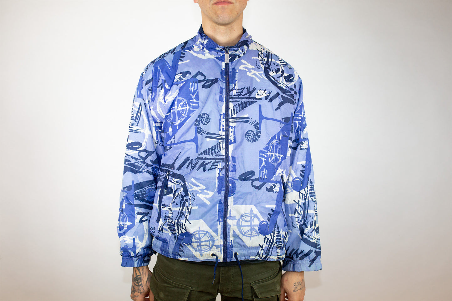 VINTAGE NIKE BLUE RIPSTOP SPRAY JACKET (M)
