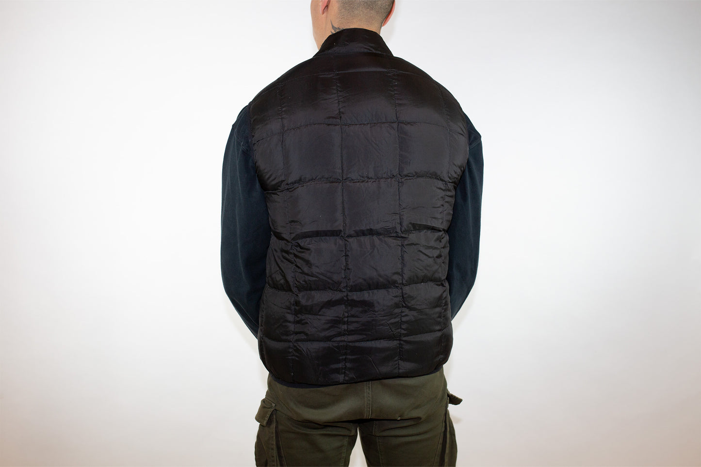 VINTAGE BURBERRY SPORT BLACK PUFFER VEST (XL FITS L)