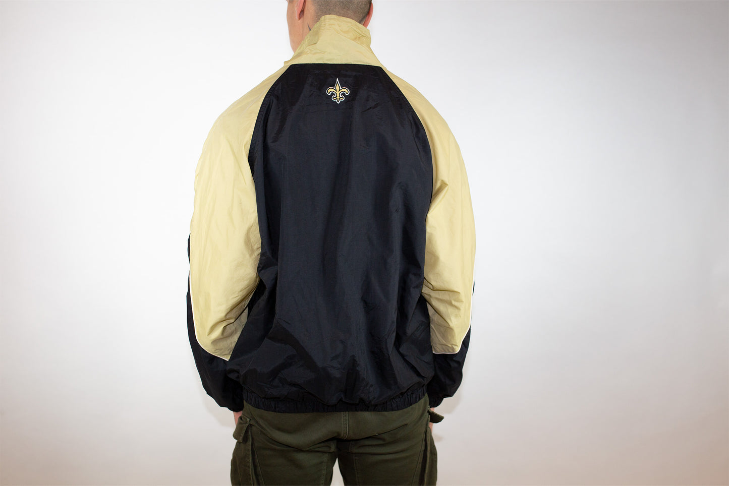 VINTAGE LOGO ATHLETIC "GAME DAY' NFL SAINTS JACKET (L) Fits (XL)
