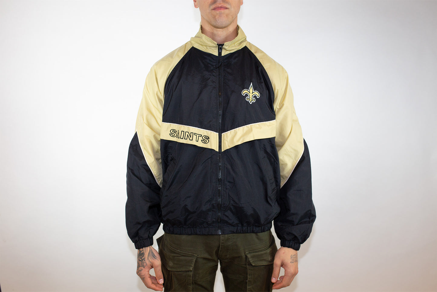 VINTAGE LOGO ATHLETIC "GAME DAY' NFL SAINTS JACKET (L) Fits (XL)