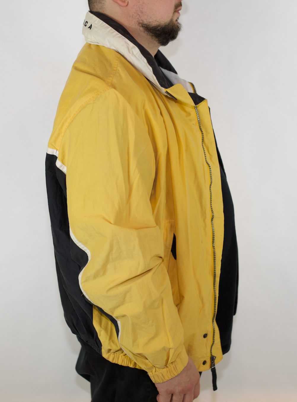 VINTAGE  NAUTICA YELLOW SPRAY JACKET (XXL FITS L-XL)
