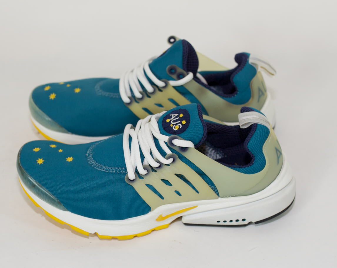 UNICORN PACK 2000 AUSTRALIAN SYDNEY OLYMPIC PACK