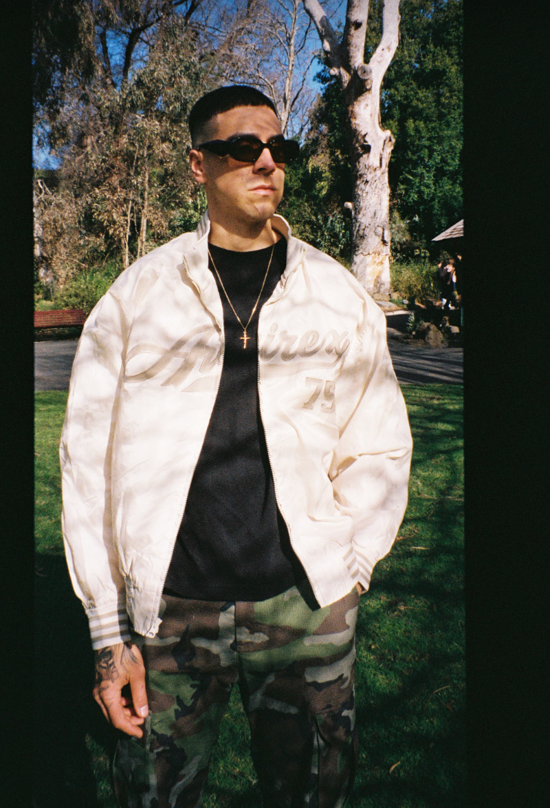 VINTAGE AVIREX RIPSTOP WHITE BOMBER JACKET (XXL FITS XL)